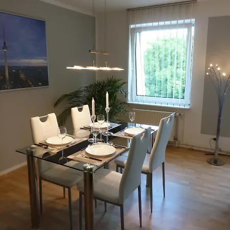 Moderne Wohnungen im Dachgeschoss Falkensee Exterior foto